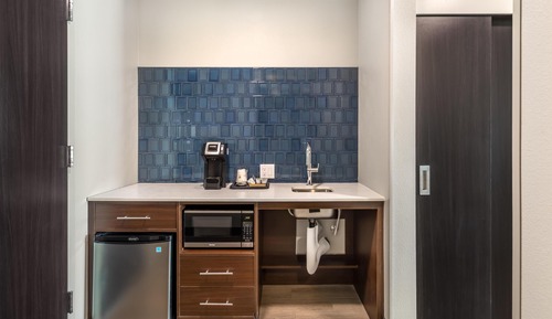 Standard Room, 2 Queen Beds, Accessible, Refrigerator & Microwave (Walk-in Shower)