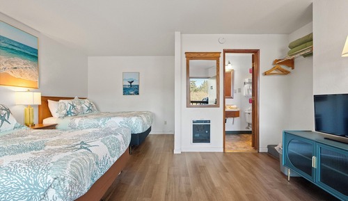 Comfort Room, Garden View