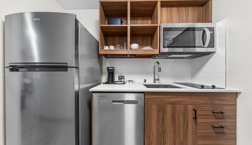 Suite, 1 King Bed (Full Kitchen)