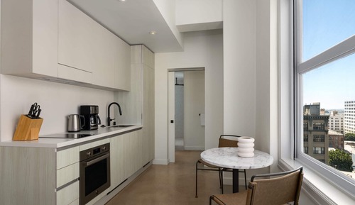 Studio, 1 Queen Bed, Non Smoking (Apartment)
