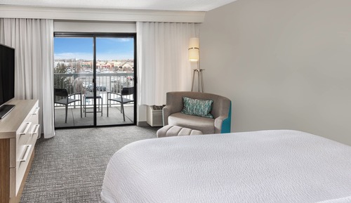 Suite, 1 Bedroom, Balcony