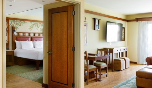 1 Bedroom Suite - Sleeps 6