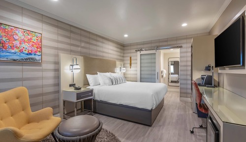 Standard Room, 1 King Bed, Non Smoking