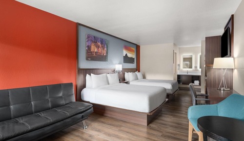 Deluxe Room, 2 Queen Beds, Non Smoking