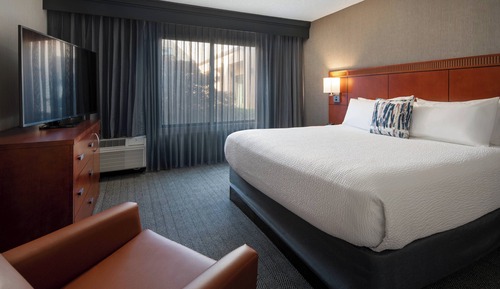 Suite, 1 Bedroom (Mobility Accessible, Tub)