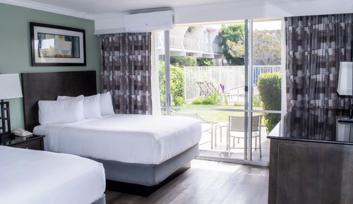 Standard Room, 2 Queen Beds, Non Smoking
