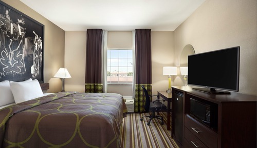 Standard Room, 1 King Bed