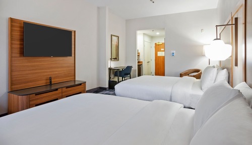 Room, 2 Queen Beds, Hearing Accessible (Roll-in Shower)