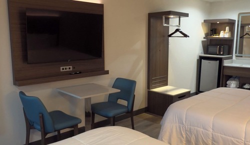 Standard Room, 2 Double Beds, Non Smoking, Mountain View