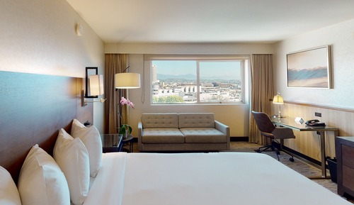 Premium Room, 1 King Bed (Premium Executive King)