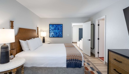 Suite, 1 Bedroom (1 King & 1 Sofa Bed)