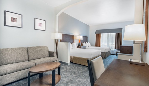 Suite, 2 Double Beds, Non Smoking