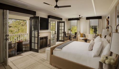 Suite (The Julia)