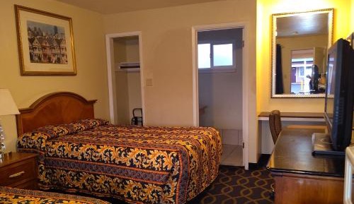 Double Room with Two Double Beds