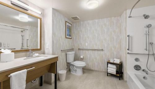 King Room - Mobility Access/Non-Smoking