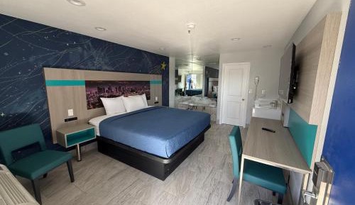 King Suite with Spa Bath