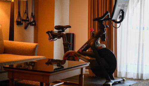 King Room with Peloton Bike