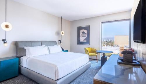King Room with Accessible Tub - Disability Access