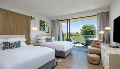 King Suite with Sofa Bed and Mountain View