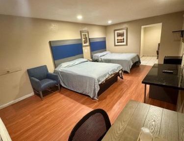 Double Room with Two Double Beds - Non-Smoking