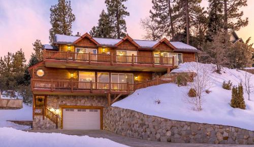 Four-Bedroom Vacation Home