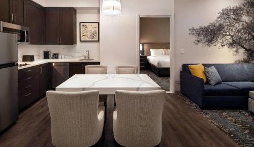 2 Bedroom Suite