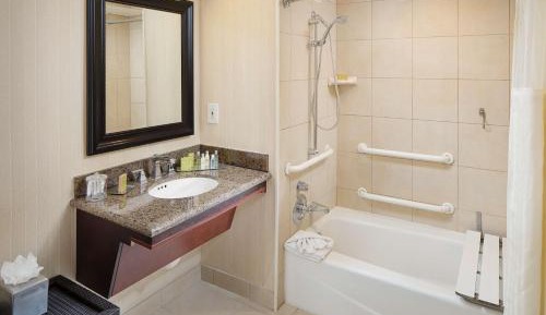 King Room with Mobility Accessible Tub