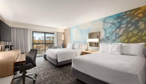 Queen Room with Two Queen Beds and Balcony