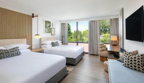 Queen Room with Two Queen Beds - Hearing Accessible