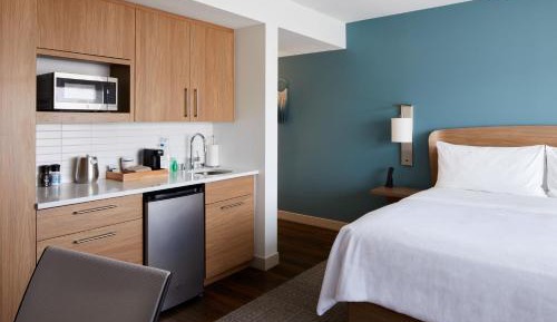 Standard King Room