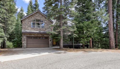 Four-Bedroom Vacation Home