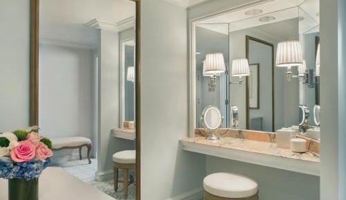 Grand Deluxe Room