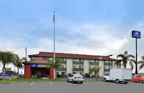 Delano Hotel | Americas Best Value Inn Delano