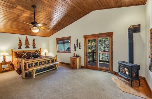 Lake Davis House | Pinehaven = Pine Heaven! - 127 PineHaven