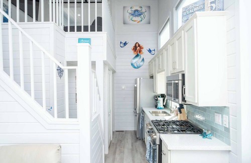 Parker Strip House | The Tipsy Mermaid Sum