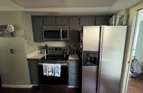 Temecula House | Cozy Cottage Central to Resorts and Wine Country