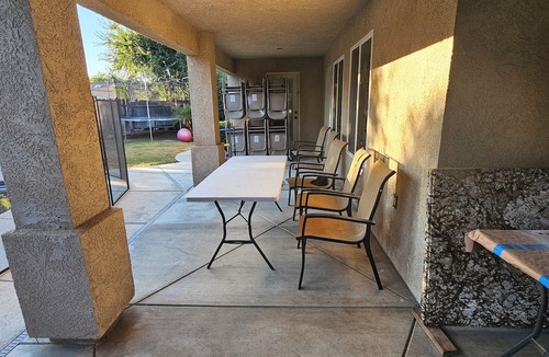 Clovis House | Spacious 4-bedroom house in delightful Clovis with WiFi, AC, Pool, Patio