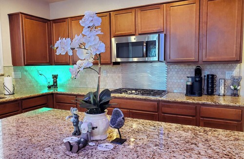 Elk Grove House | Private Room In Luxury Home Next To New Casino