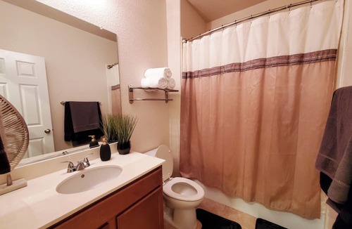 Elk Grove House | Private Room In Luxury Home Next To New Casino
