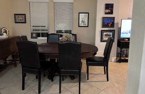 Pacific Highlands Ranch Condo | Townhouse in quite area-10 min.drive to Beach and Del Mar Fairgrounds. perfect!