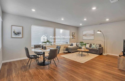 Sacramento House | Serene Retreat Residences on Pagoda Lane #41982