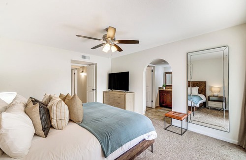 Paradise Valley Village Cottage | 6 Mi to TPC Scottsdale: Family Escape w/Fire Pit!