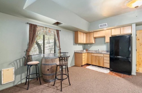 Mountain Club House | Cabin in the Woods - LOG CABIN