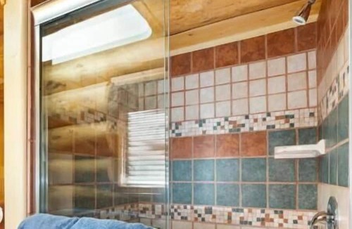 Mountain Club House | Cabin in the Woods - LOG CABIN