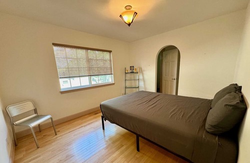 Mission Valley West House | The Mezoo House- Great Location near USD