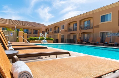 Camarillo Hotel | Sonesta Select Camarillo