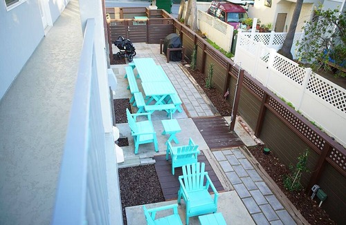 Mission Beach Apartment | Remodeled, Ground Floor Studio #2 just 167 steps to the Best Beach in San Diego!