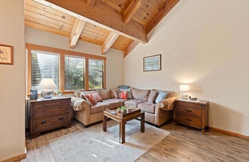 Tahoe Woods Condo | Family Enjoyment at Granlibakken Year round pool, sauna, hot tub