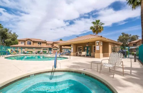 Superstition Lakes Condo | Lake Front 2nd floor condo w/community pool/spa, near golf course