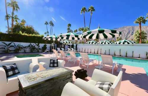 Warm Sands Hotel | The Marley Hotel by AvantStay | 20 OCC Full Hotel Buyout w/Pool & Hot Tub!